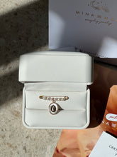 Cargar imagen en el visor de la galería, COLUMPIO PERLAS CON VIRGEN MADRE PERLA