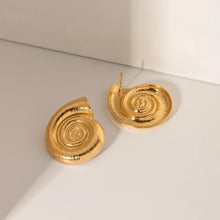 Cargar imagen en el visor de la galería, SHELL EARRINGS