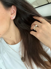 Cargar imagen en el visor de la galería, LORA EARRINGS