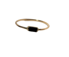 Cargar imagen en el visor de la galería, ANILLO ORO ZAFIRO NEGRO