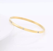 Cargar imagen en el visor de la galería, PAVE BANGLE