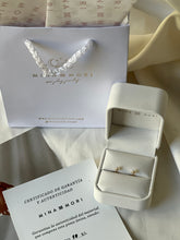 Cargar imagen en el visor de la galería, PETITE FLOWER EARRINGS