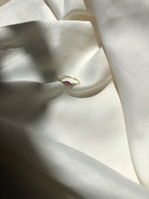 Cargar imagen en el visor de la galería, ANILLO ORO CON RUBI MARQUESA