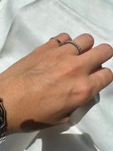 Cargar imagen en el visor de la galería, CLAW RING