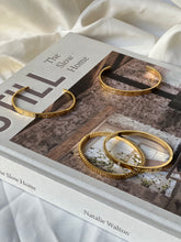 Cargar imagen en el visor de la galería, PAVE BANGLE