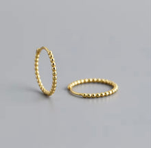 Cargar imagen en el visor de la galería, DOT HOOPS
