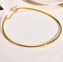 Cargar imagen en el visor de la galería, CUFF NECKLACE
