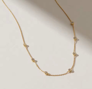 MIA NECKLACE