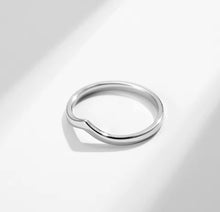 Cargar imagen en el visor de la galería, CHLOE RING
