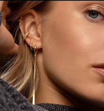 Cargar imagen en el visor de la galería, ELLIS EARRINGS
