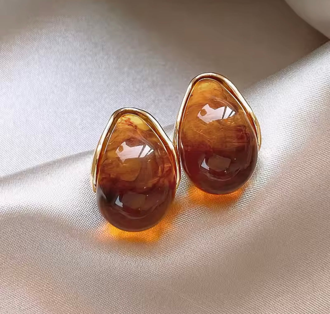 BROWN HOOPS