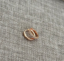 Cargar imagen en el visor de la galería, LUCY HOOPS
