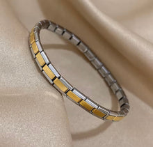 Cargar imagen en el visor de la galería, ADRIA BRACELETS
