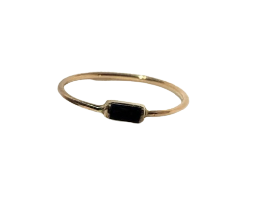 ANILLO ORO ZAFIRO NEGRO