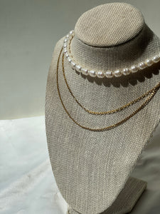 CHUNK PEARL NECKLACE