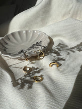 Cargar imagen en el visor de la galería, PAULA HOOPS
