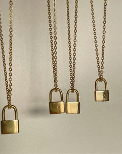 LOCK NECKLACE